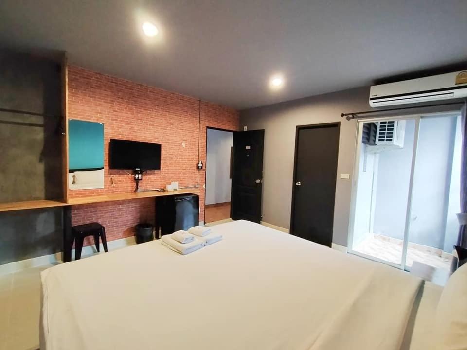 Hotel Passion Nakhon Si Thammarat Exterior photo