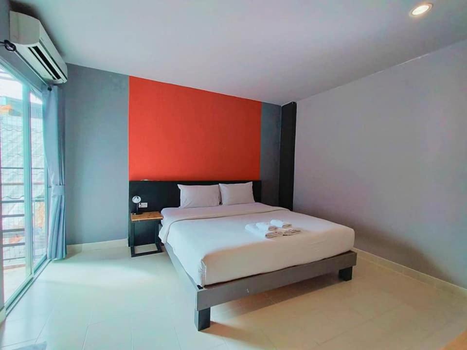 Hotel Passion Nakhon Si Thammarat Exterior photo